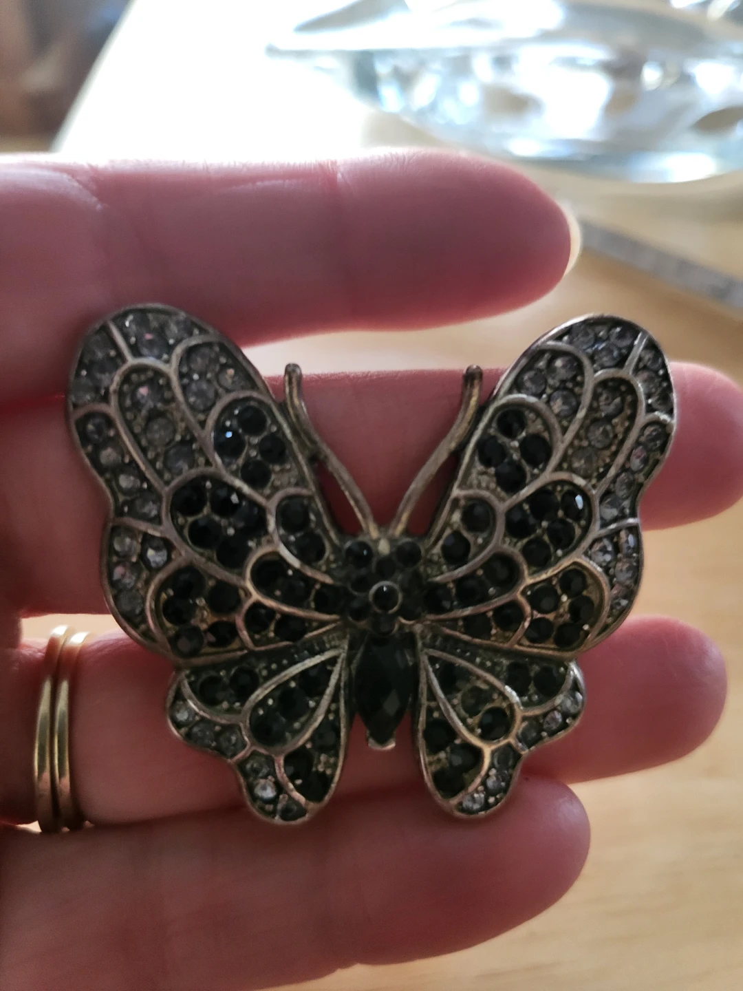 Butterfly Ring with Black and Clear Stones - photo 3