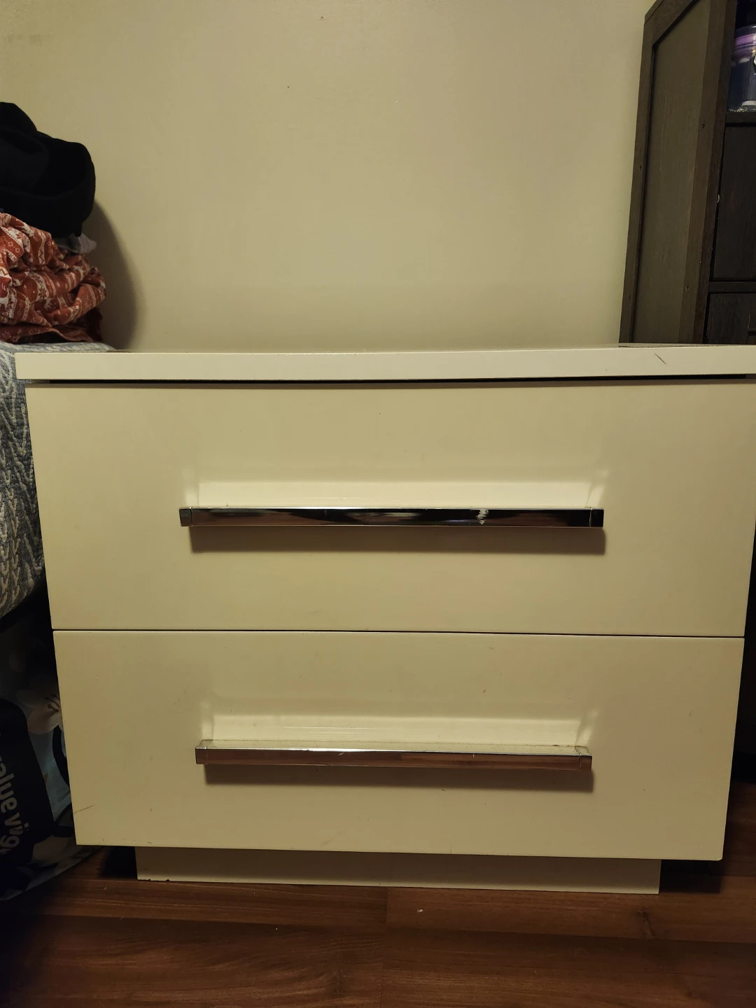 Cream 2-Drawer Nightstand - photo 2