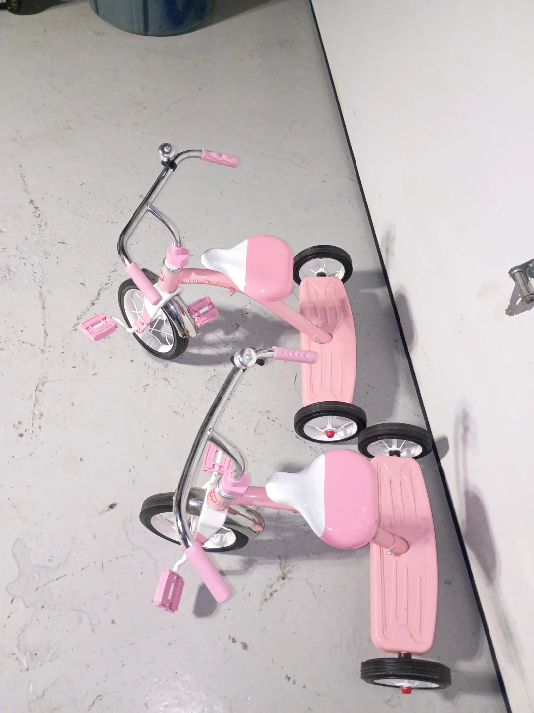 Pink Tricycle Scooters - Set of 2 - photo 2