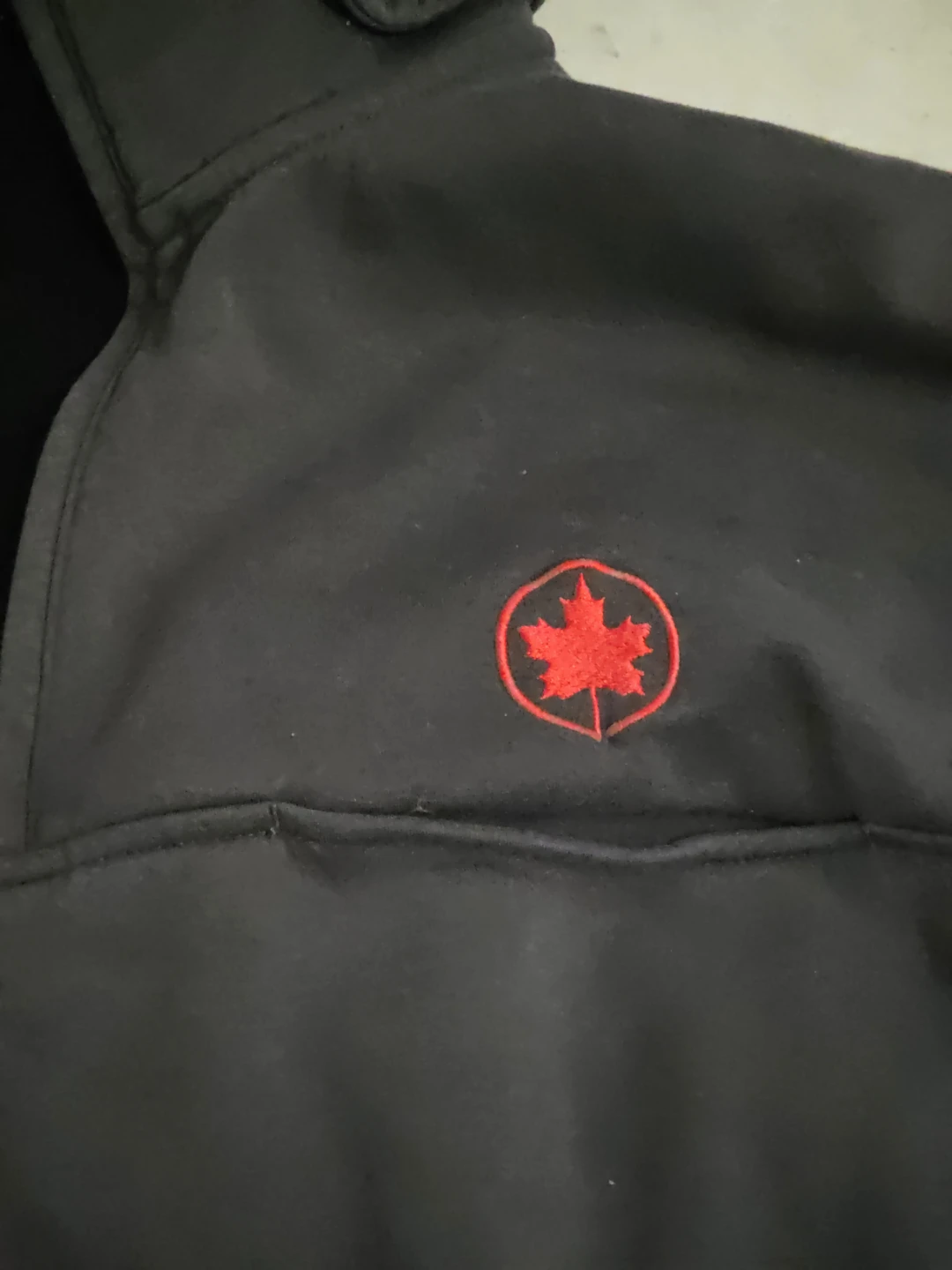 Official Air Canada Uniform Size L - Worn Condition - photo 2