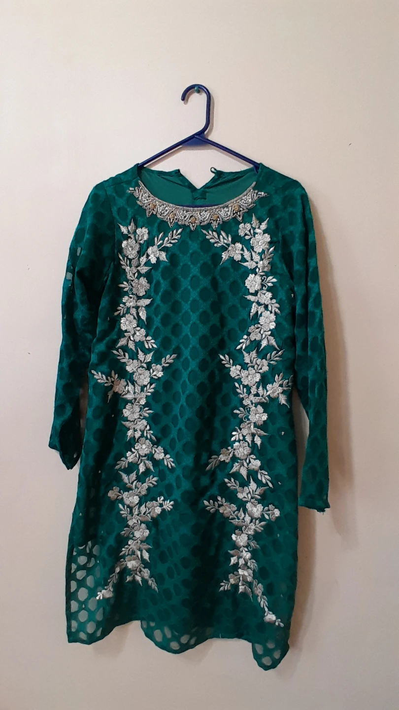 Aghanoor and beejays formal Kurti like new - photo 4