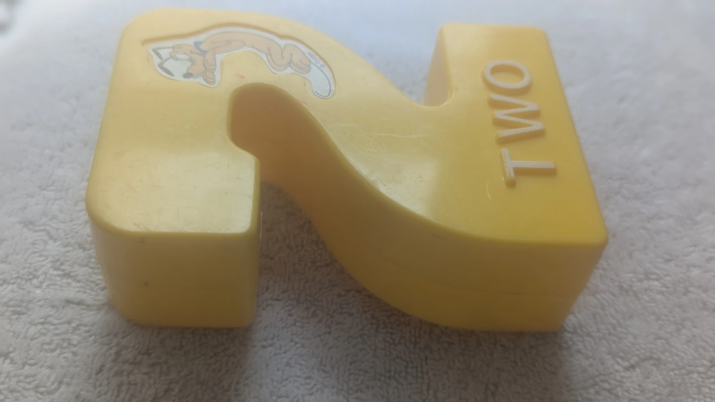 Vintage Disney Pluto "TWO" Number 2 Educational Toy - photo 2