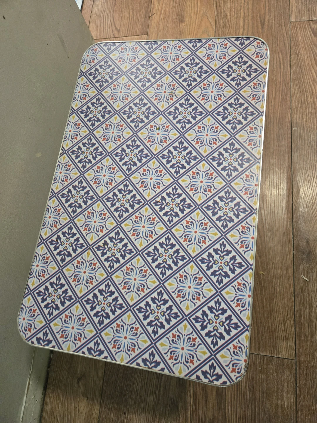 Folding Tray Table