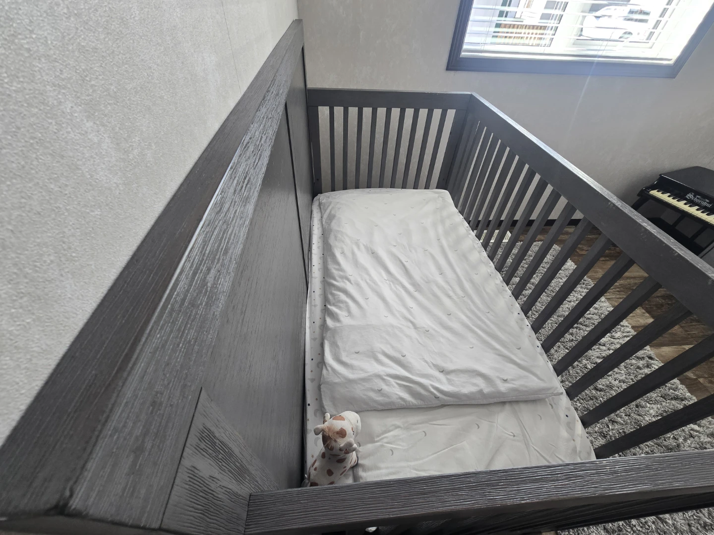 Convertible Baby Crib - photo 3