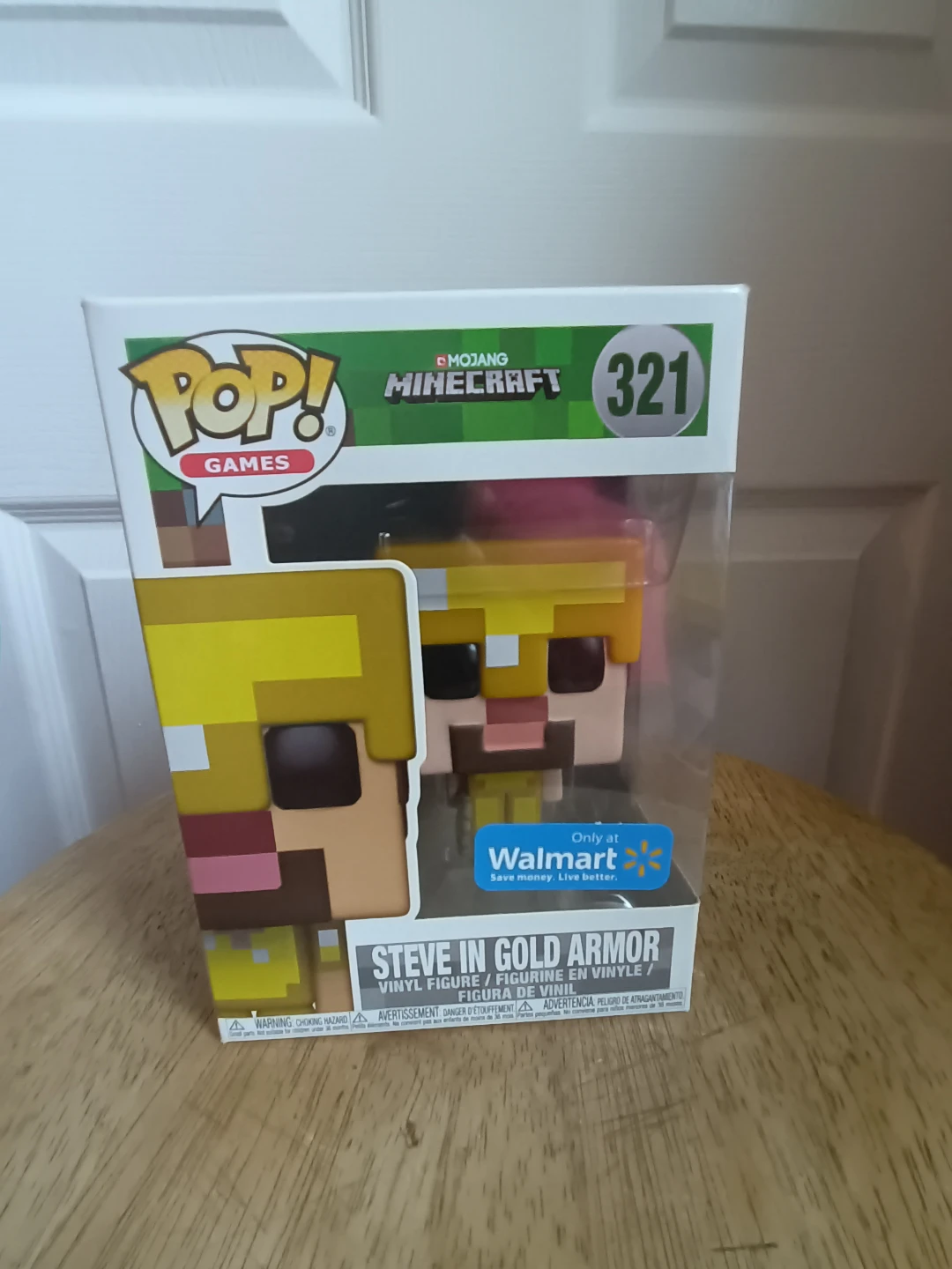 Funko Pop! Minecraft Steve in Gold Armor Vinyl Figure #321