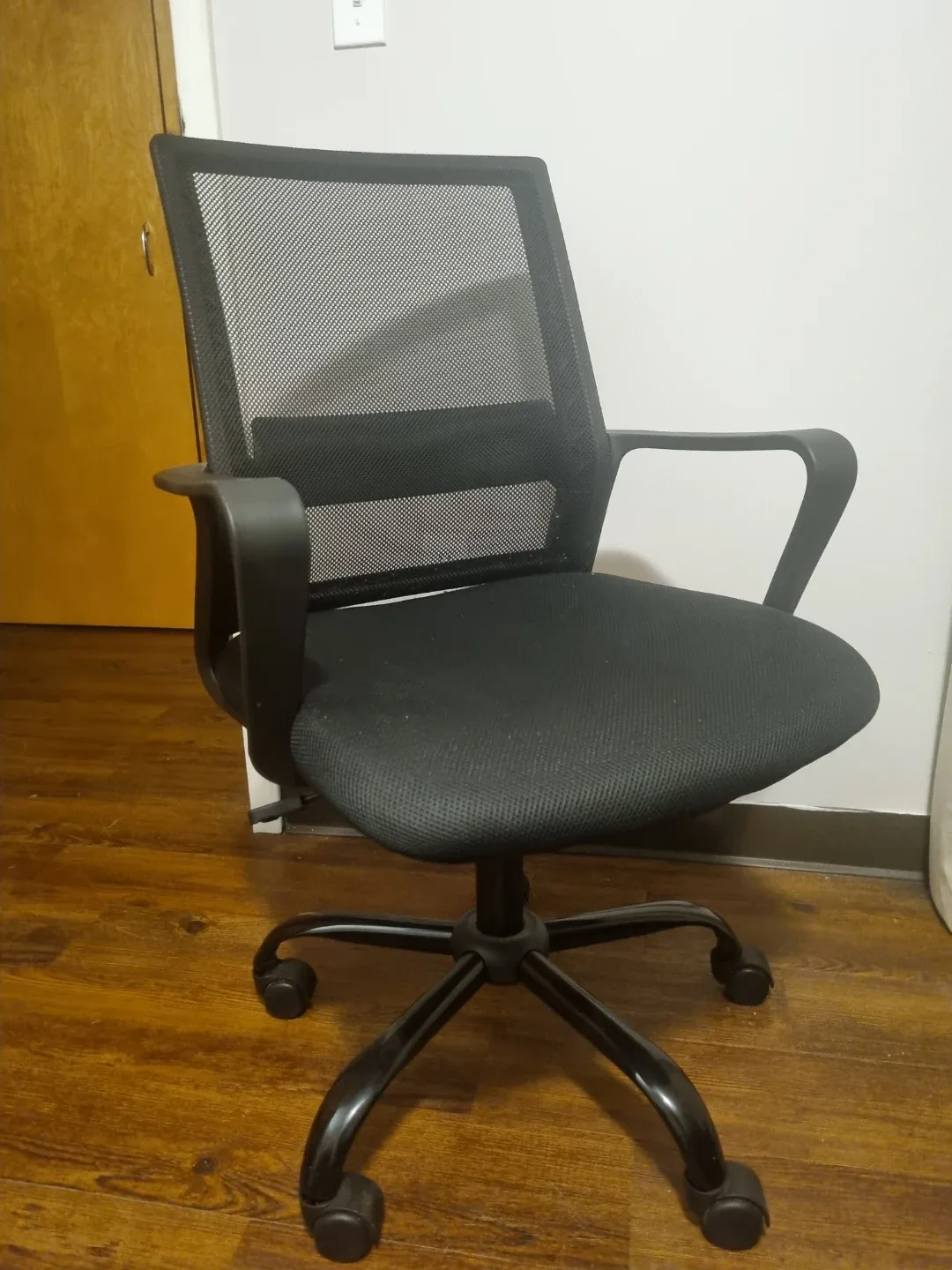 Black Mesh Office Chair