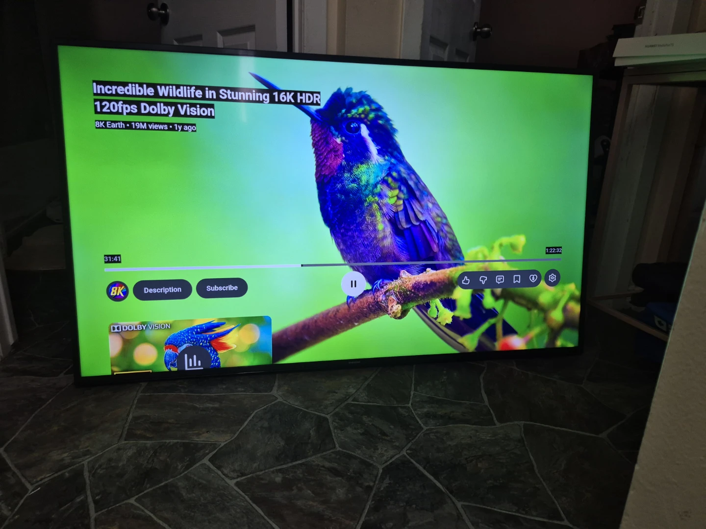 Samsung 58" 4k smart uhd with wall mount - photo 2