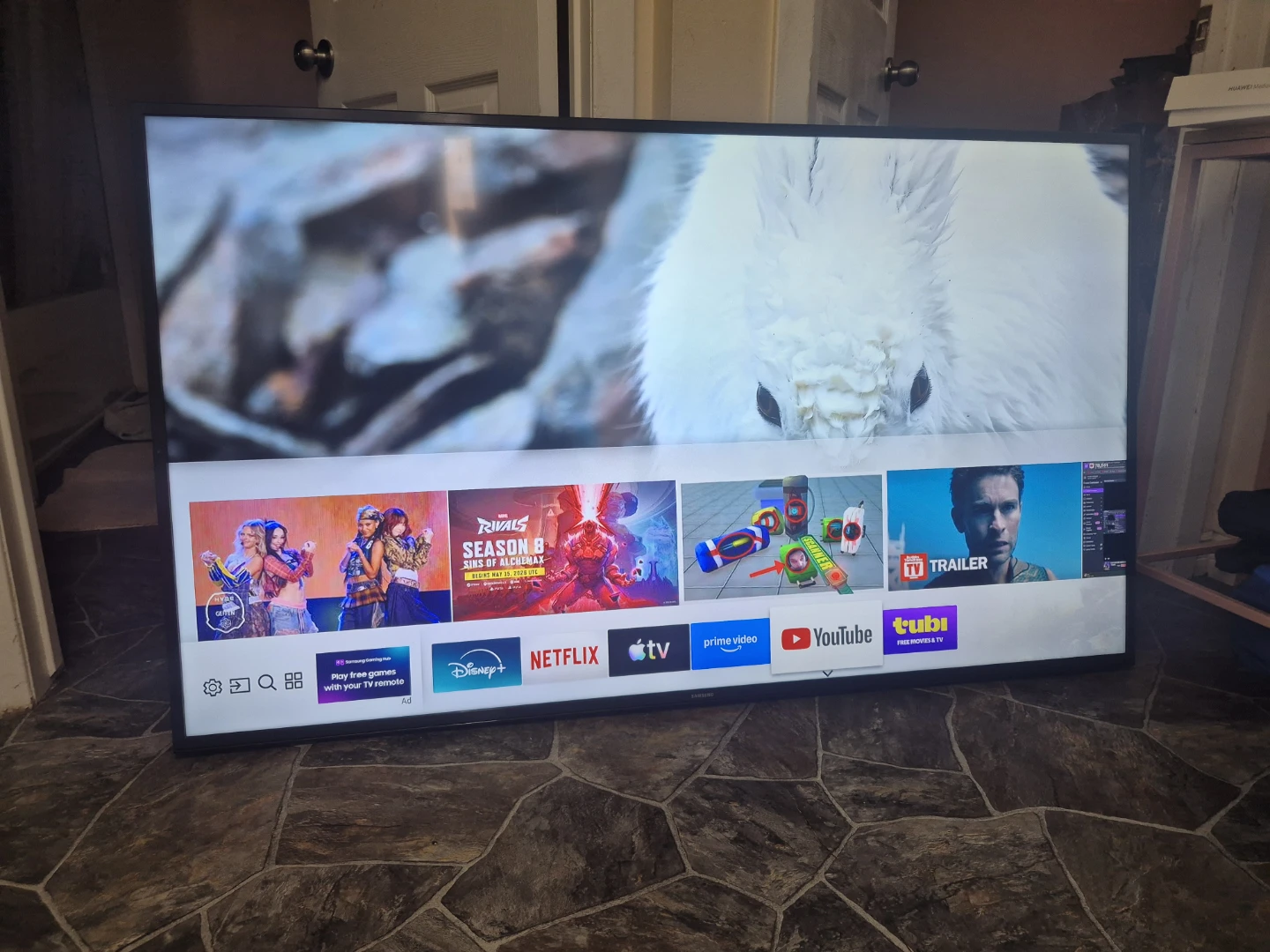 Samsung 58" 4k smart uhd with wall mount - photo 4