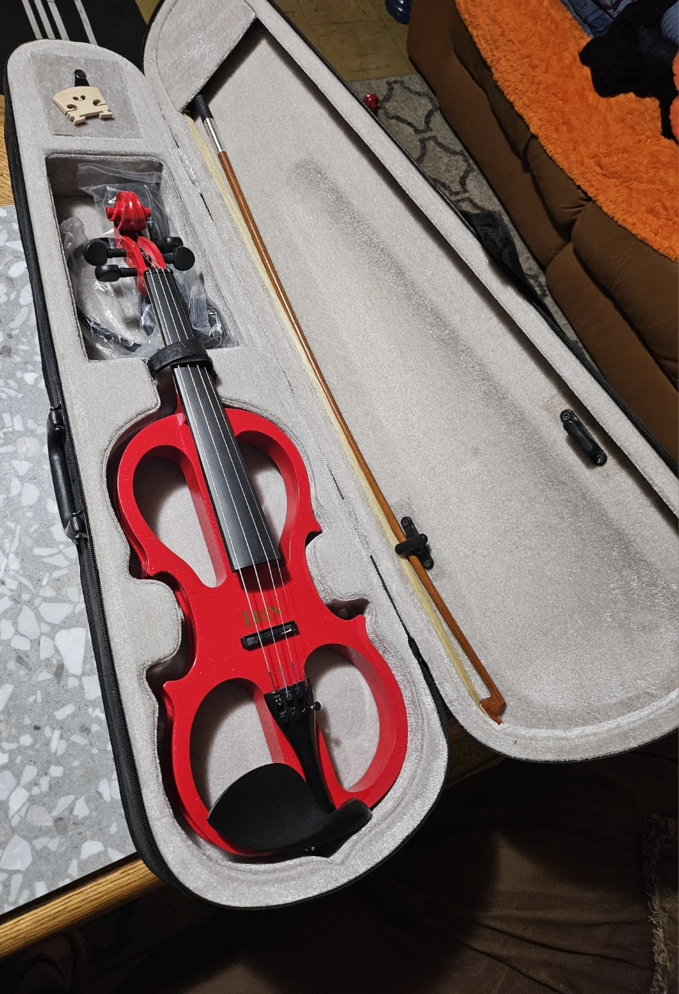 Red IRIN Violin with Case and Bow - photo 3