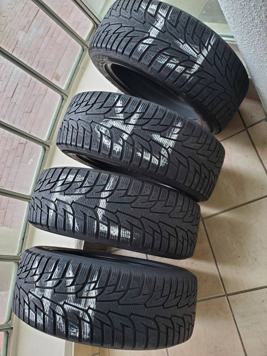 205/55/16 Hankook  i*Pike RS Winter Tires - photo 2