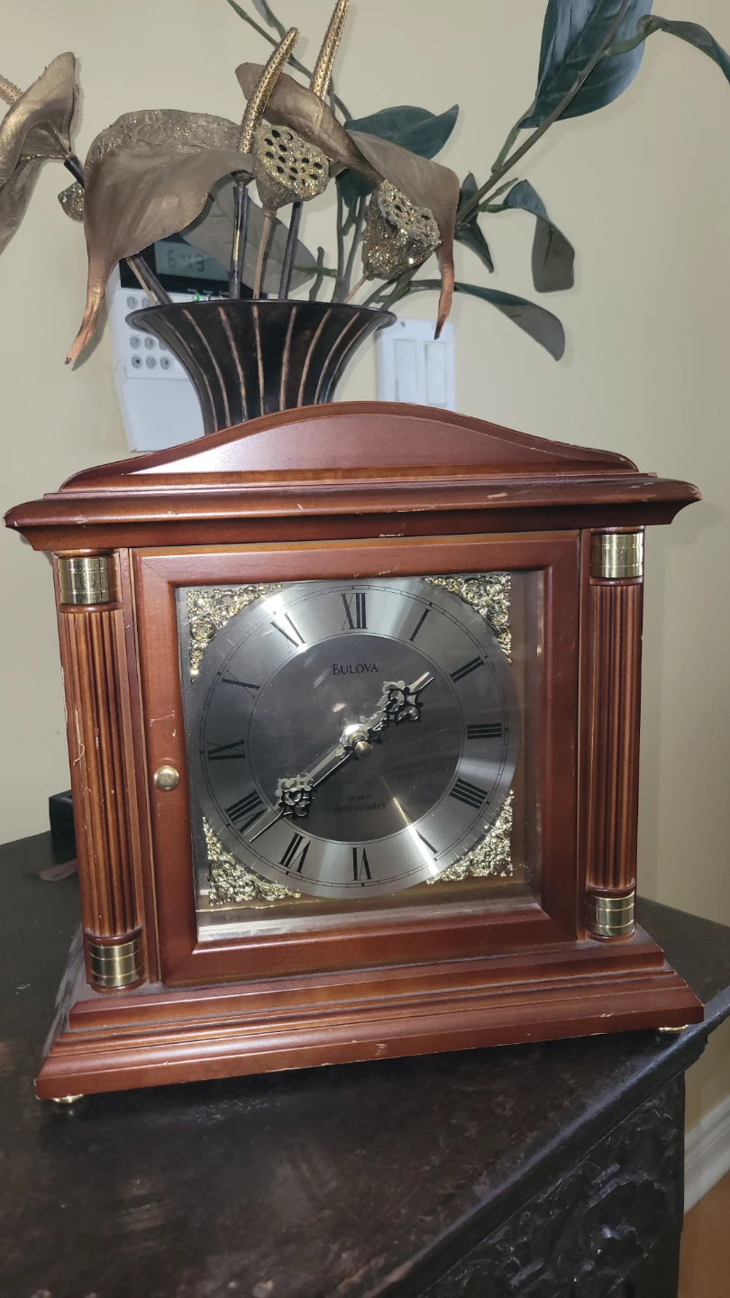 Bulova Mantel Clock - Wood Case Westminster - photo 2