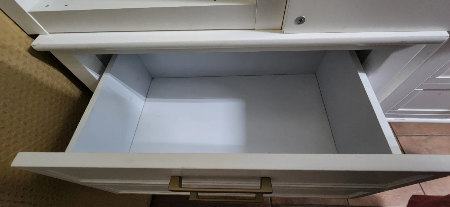 White 2-Drawer Nightstand with Gold Handles - photo 4
