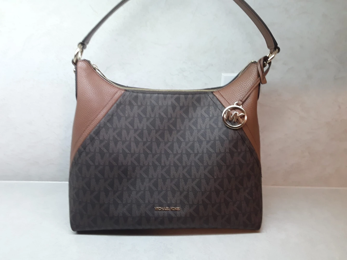 Michael Kors Hobo Bag