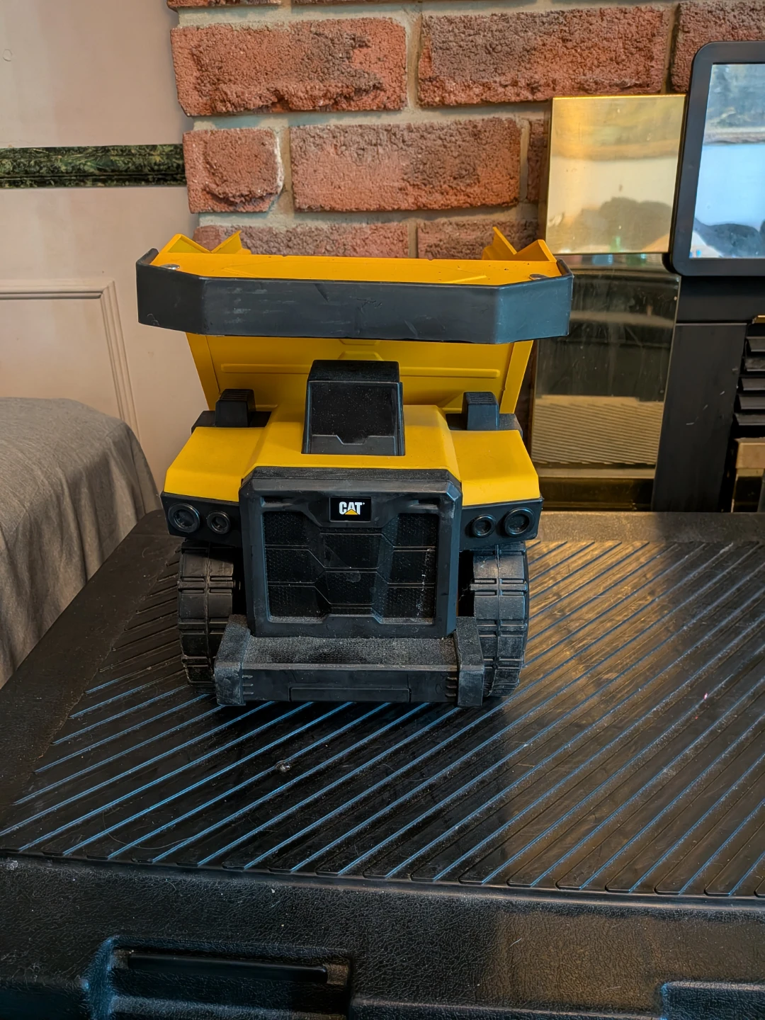 CAT Yellow Dump Truck Toy - photo 3