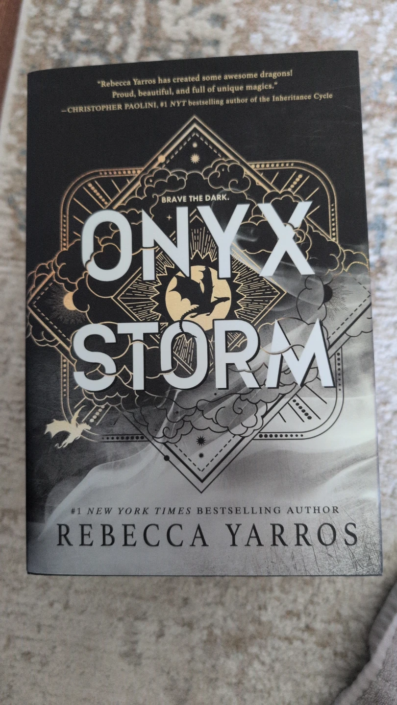 Rebecca Yarros Fourth Wing, Iron Flame, Onyx Storm Books - photo 5