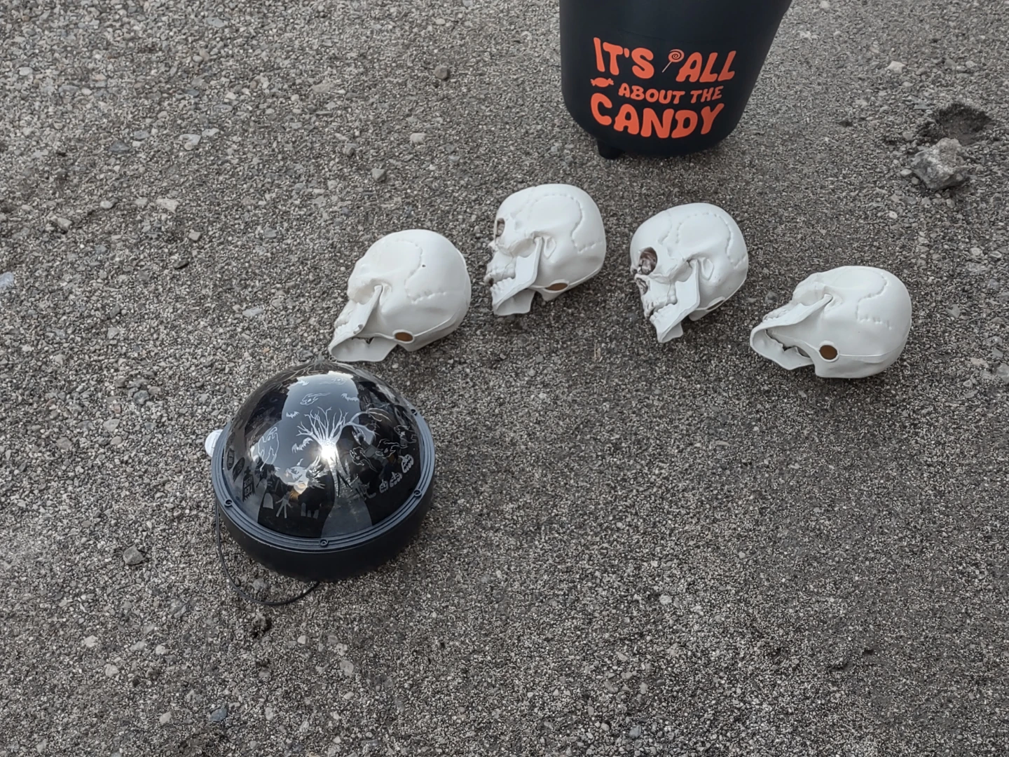 Halloween Skull Projector with Candy Pail - photo 3