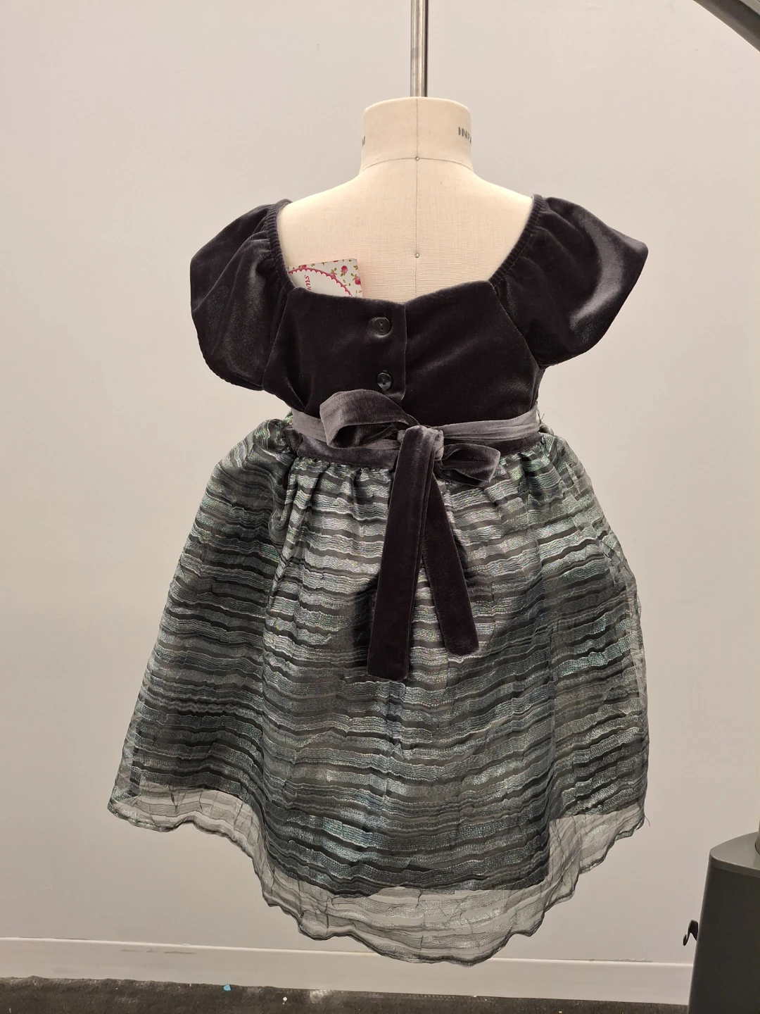NEW Girl's dress in silver grey - size 24 months / 2T - photo 3