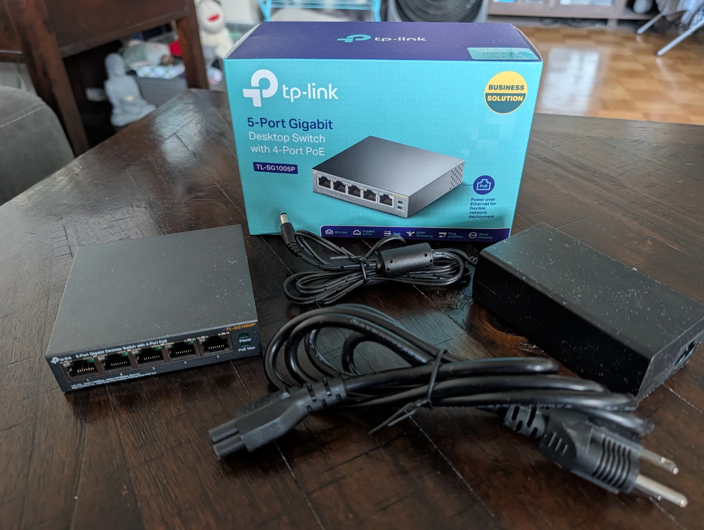 TP-Link 5-Port Gigabit Desktop Switch with 4-Port PoE