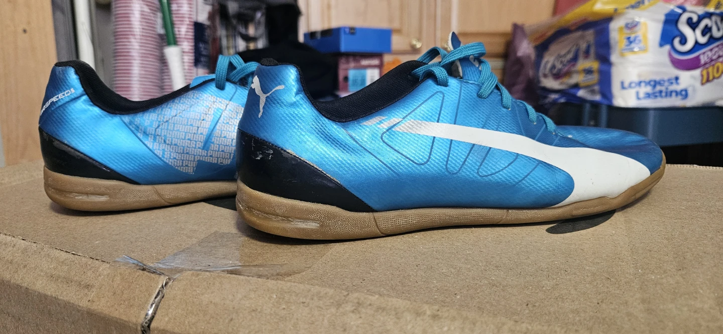 Men's PUMA evoSPEED 5 Indoor Soccer Shoes Size 8.5 - photo 2