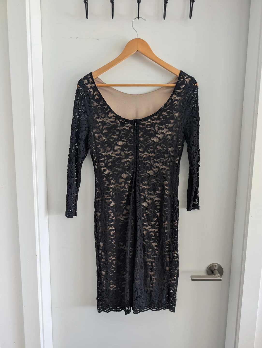JustFab Black Lace Overlay Bodycon Dress Size M (medium) - photo 2