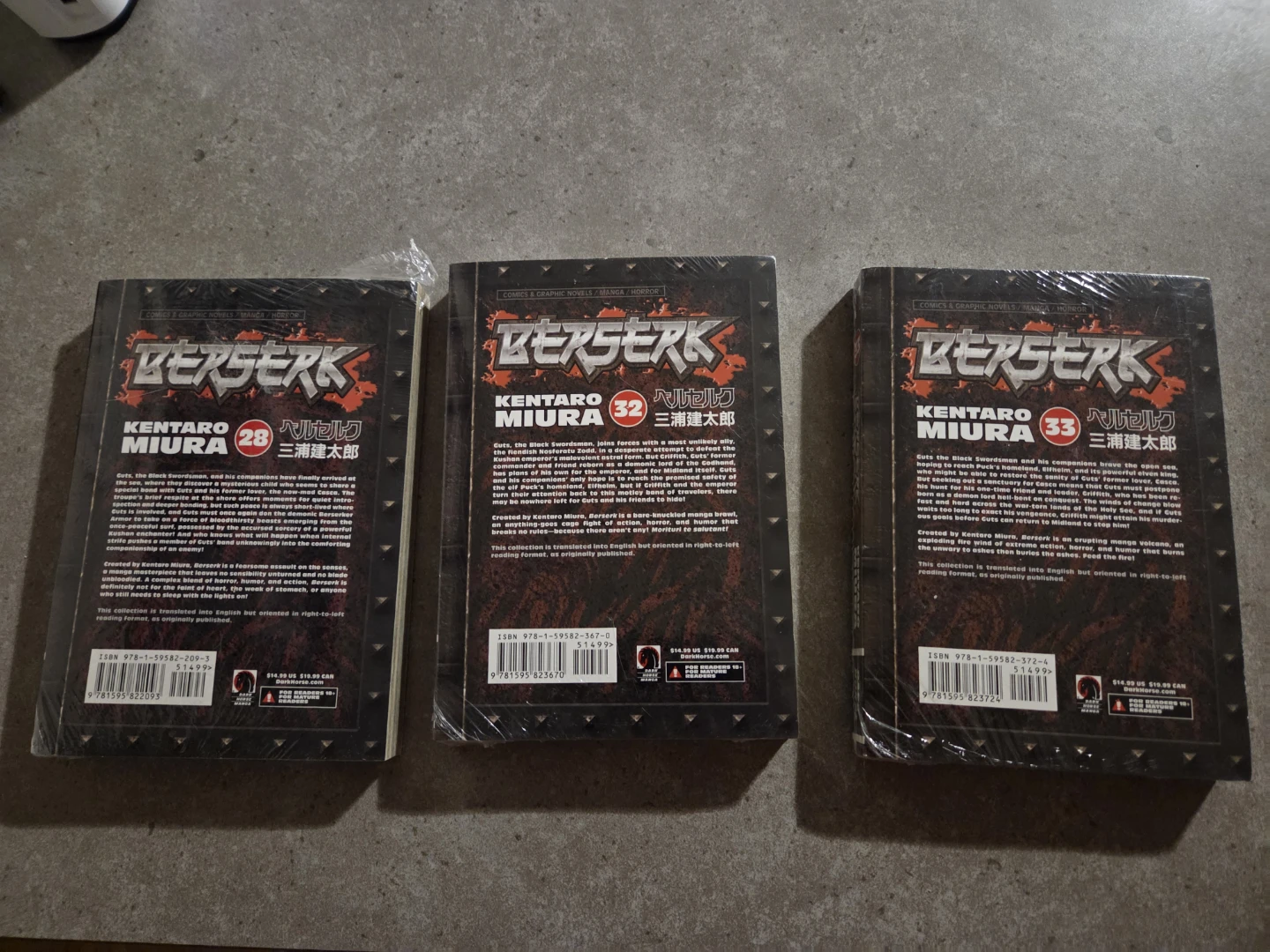 Berserk Manga Volumes 28, 32, 33 - photo 2