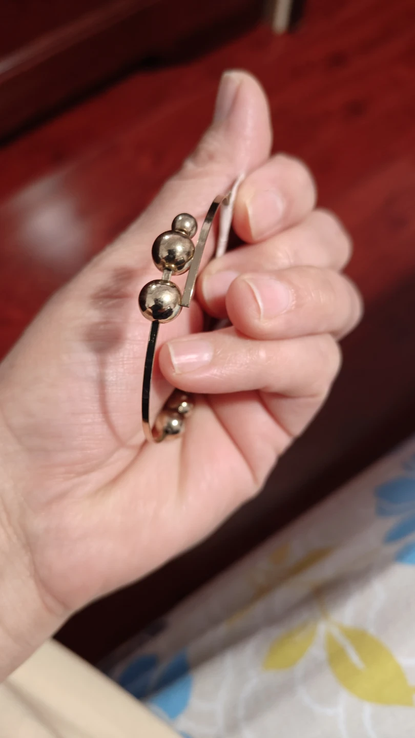 Ladies Beaded Bangle Bracelet