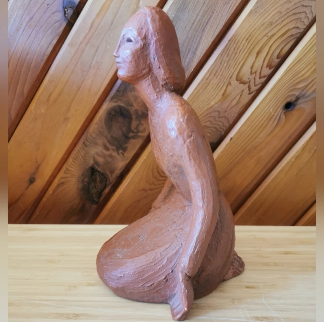 Vintage Handmade Kneeling Figure Sculpture – Signed Artist Piece - photo 4