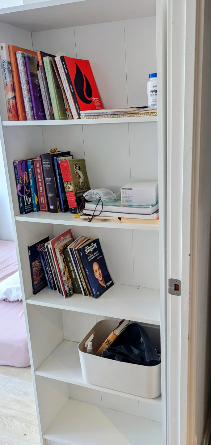 White Bookshelf - 60cm wide, 180cm high - photo 2