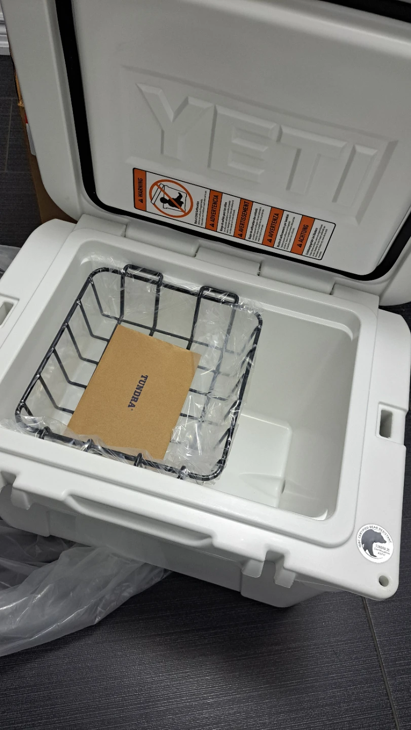 Yeti Tundra 35 Cooler - White - photo 2