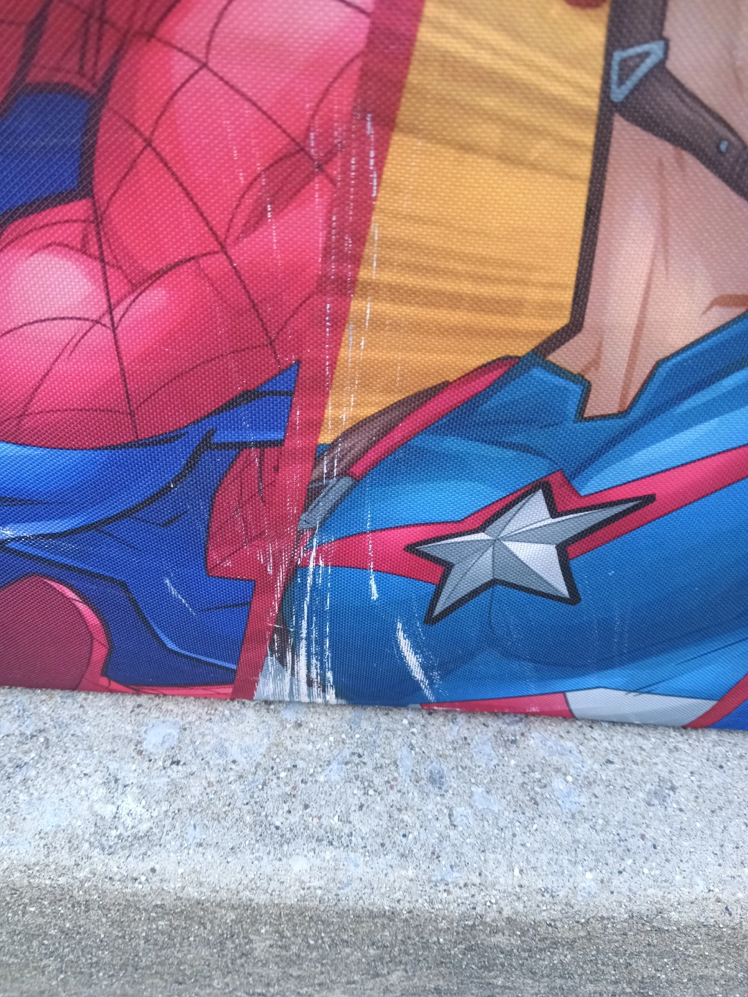 Avengers Toy Storage Chest - photo 2