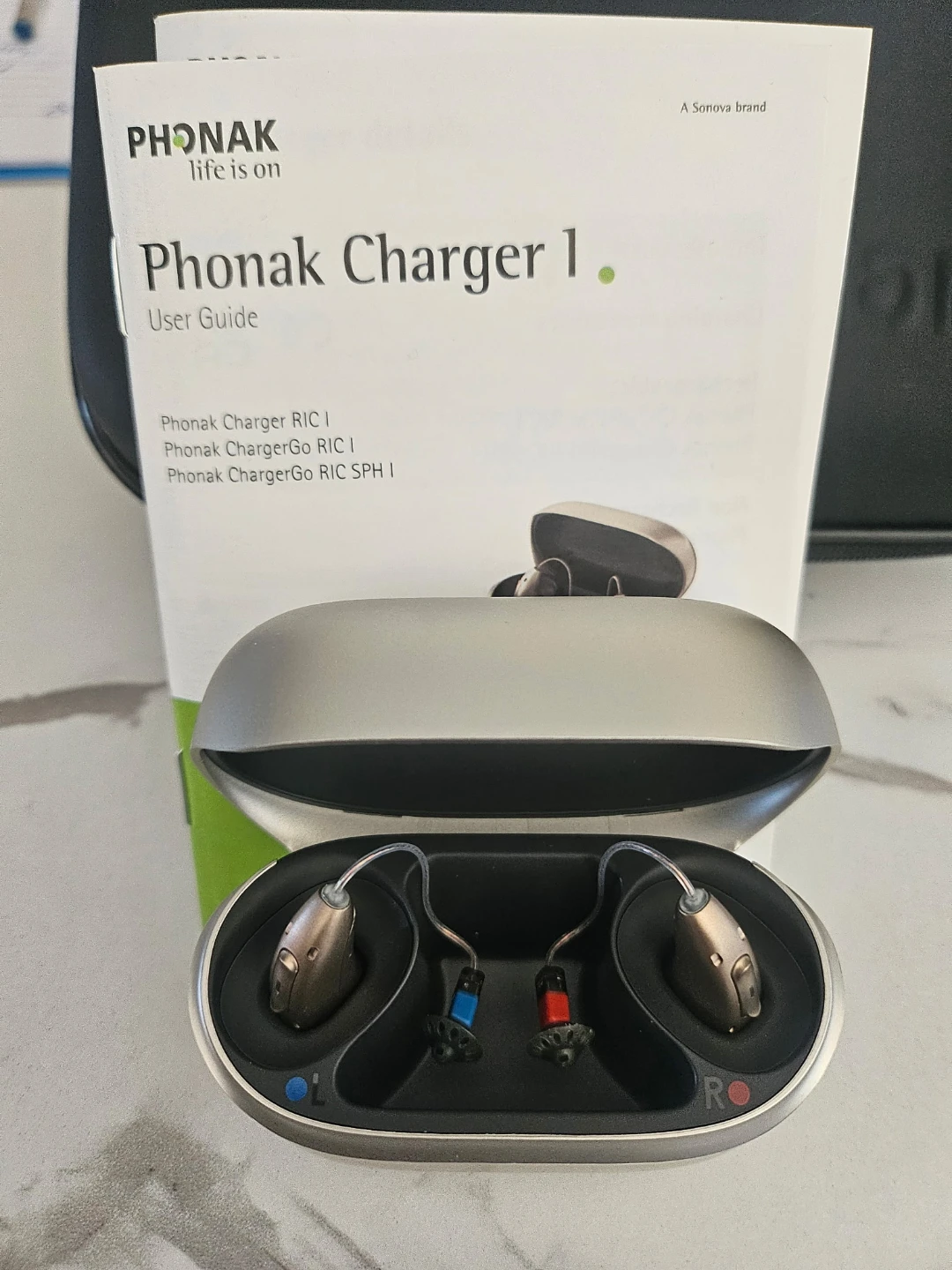Phonak 170-R Charger complete set hearing aid