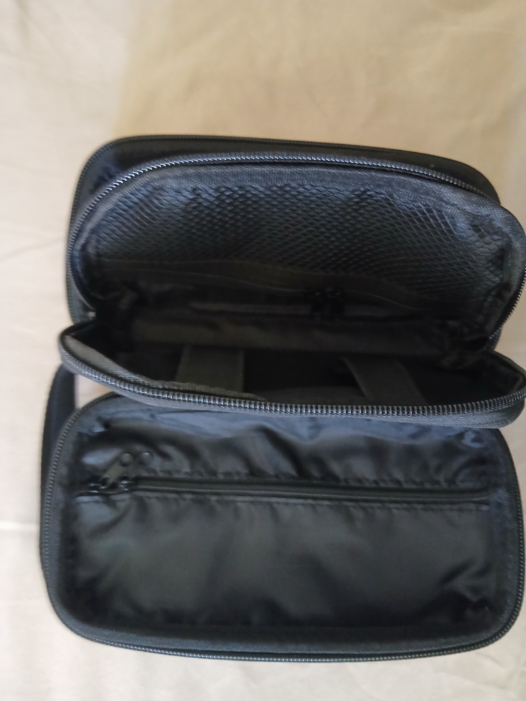 NEW portable insulin cooler travel case. - photo 3
