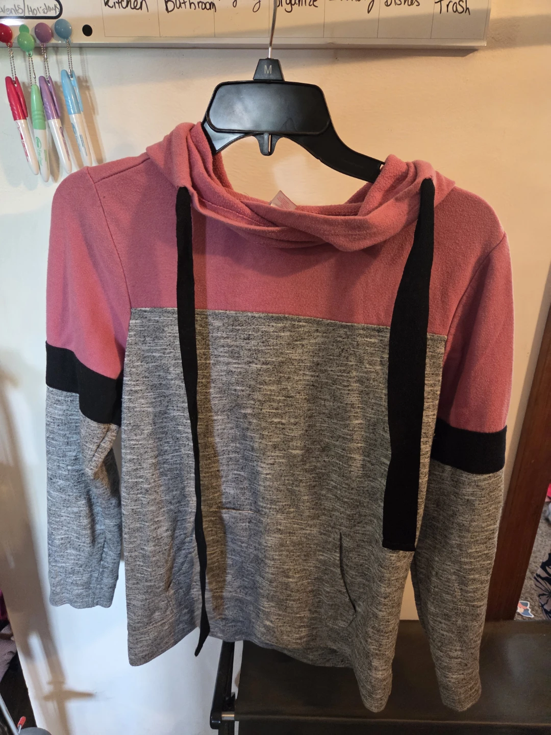 No Boundaries Colorblock Hoodie S/CH