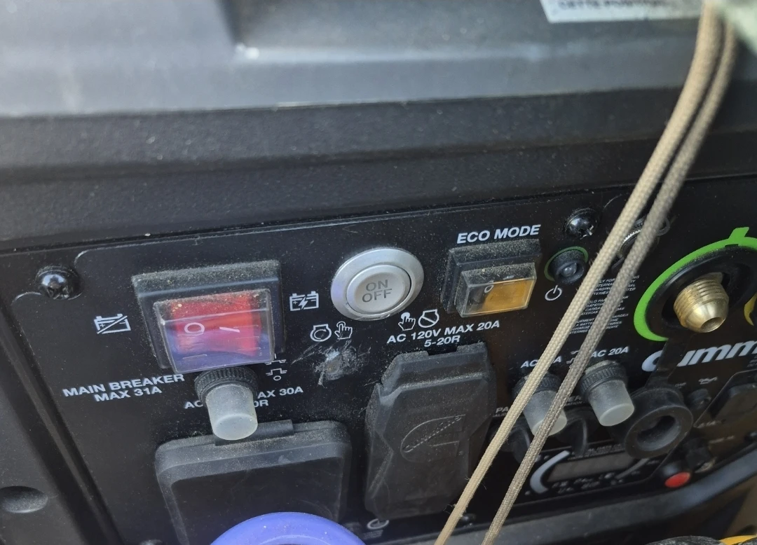 Cummins Onan P4500iDF Dual Fuel Generator with Remote Start - photo 2