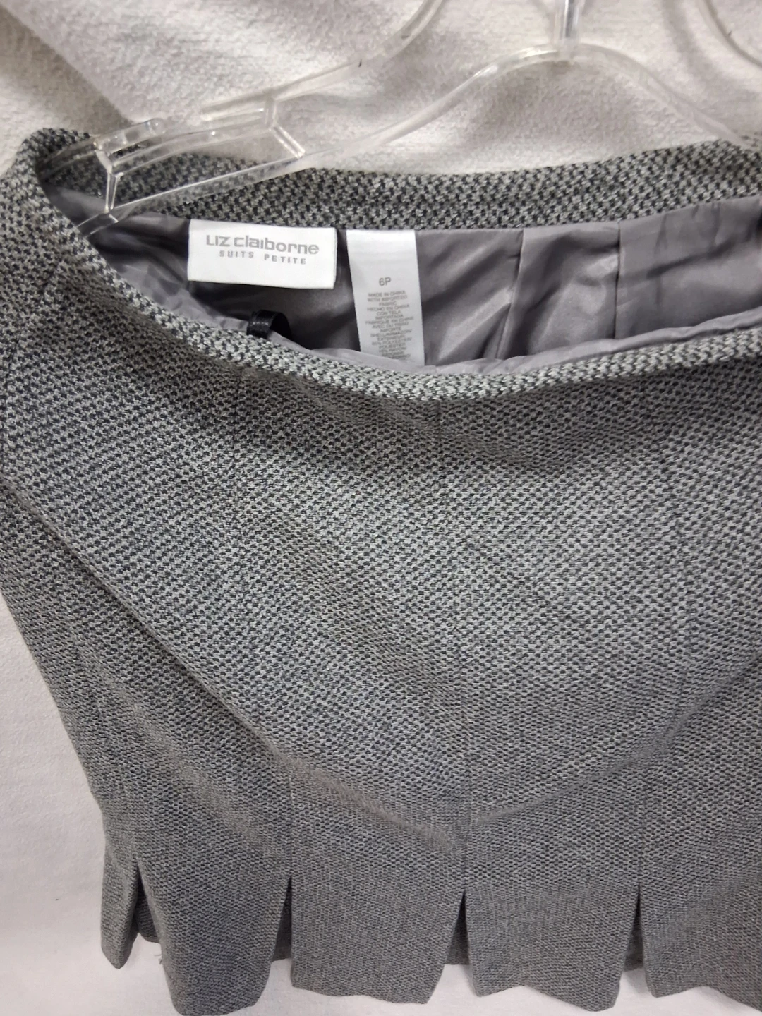 Liz Claiborne Suits Petite Grey Textured Blazer - Size 6P - photo 4