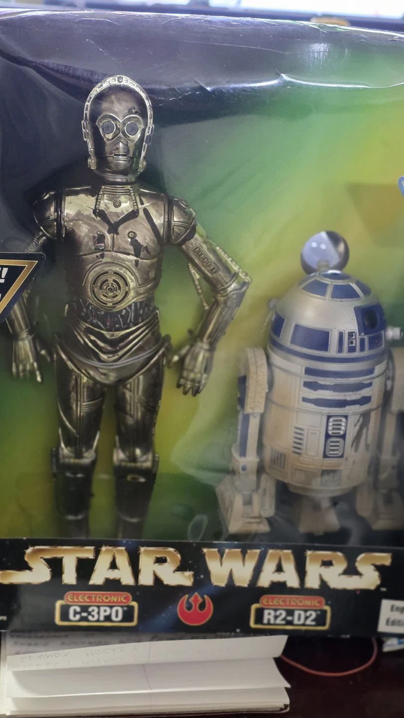 Star Wars Action Collection Electronic C-3PO & R2-D2 Figures