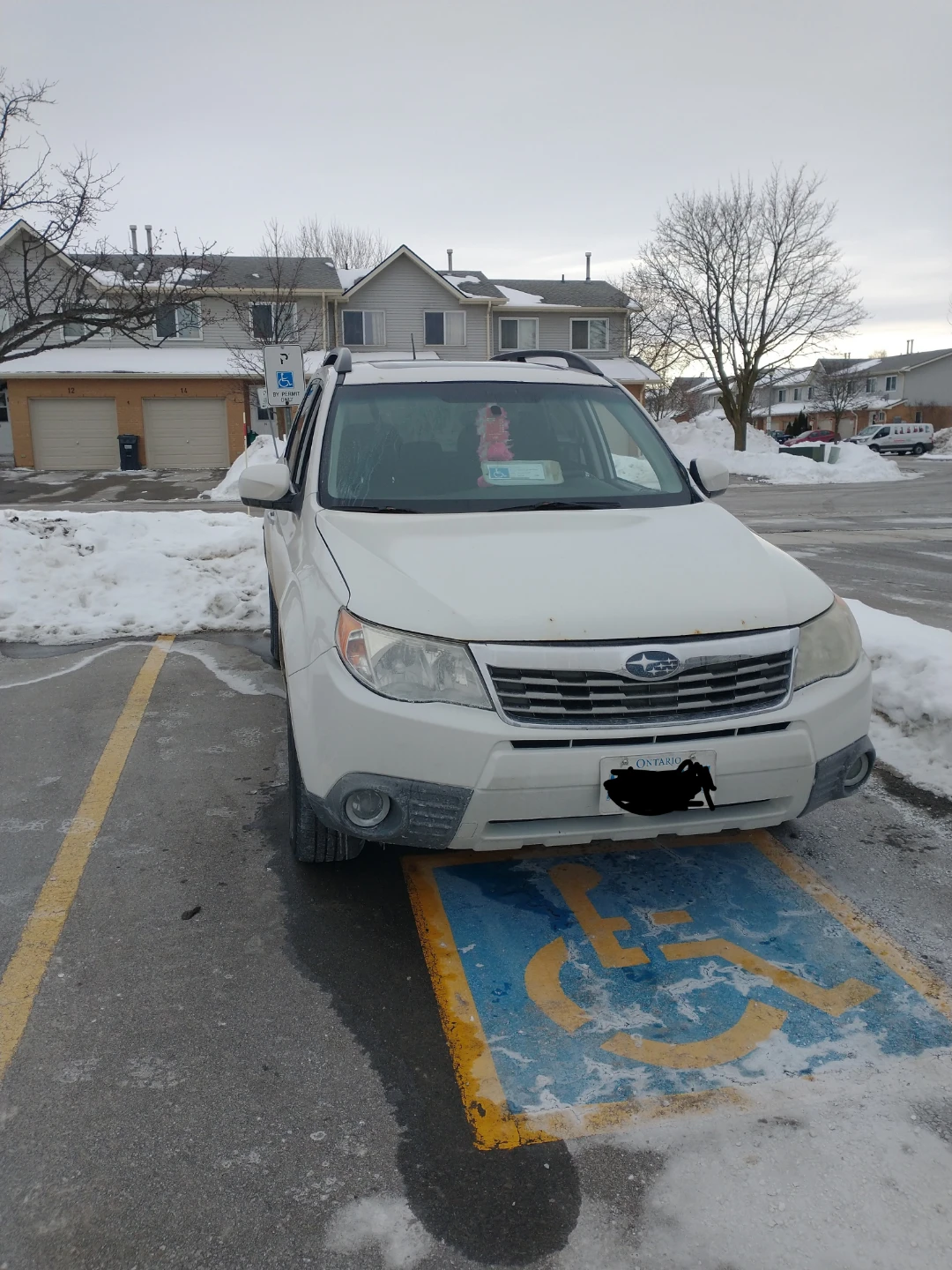 White Subaru Forester - photo 2