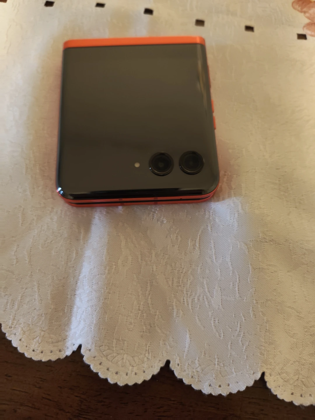 Motorola 2023plus flip - photo 3