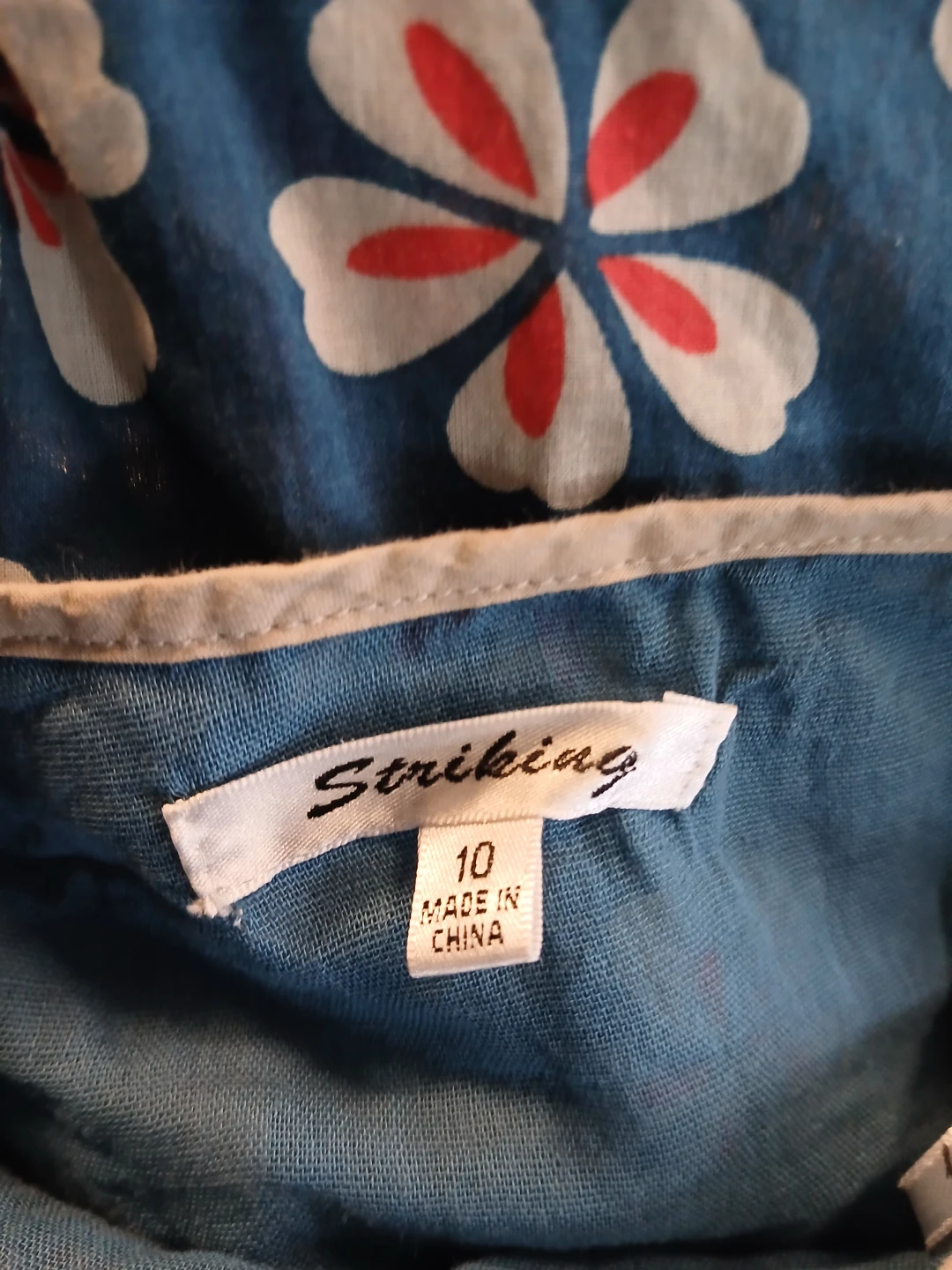 Striking blue floral dress size 10. It's available. - photo 3