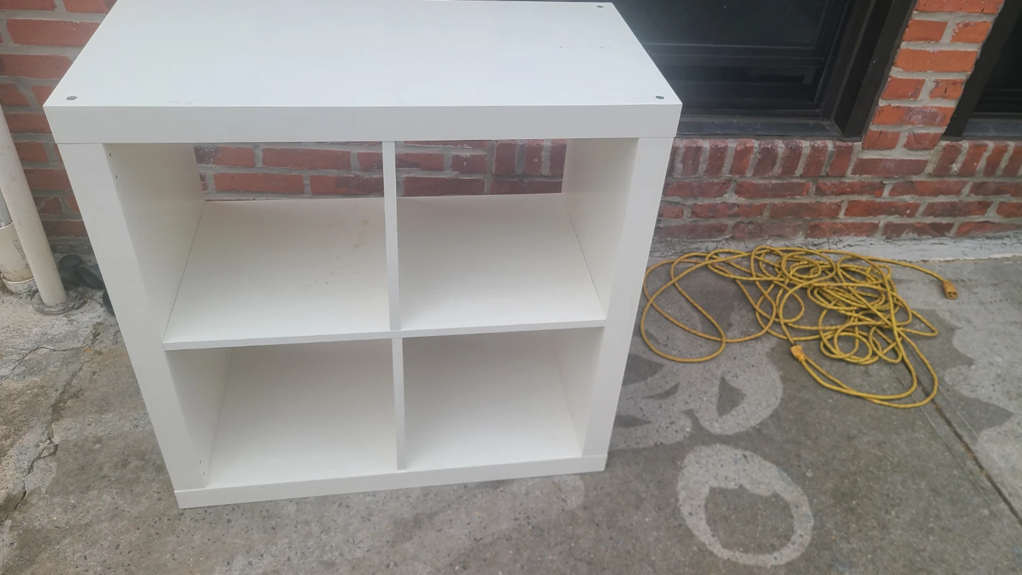 White 4-Cube Storage Shelf Unit