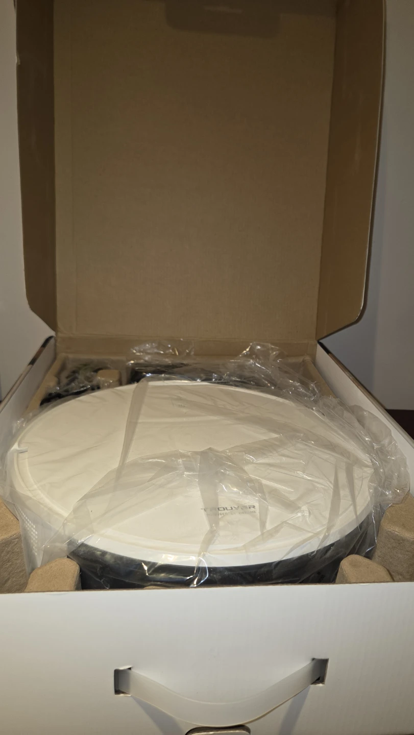 BRAND NEW Dreame Trouver M1 Robot Vacuum and Mop - photo 4