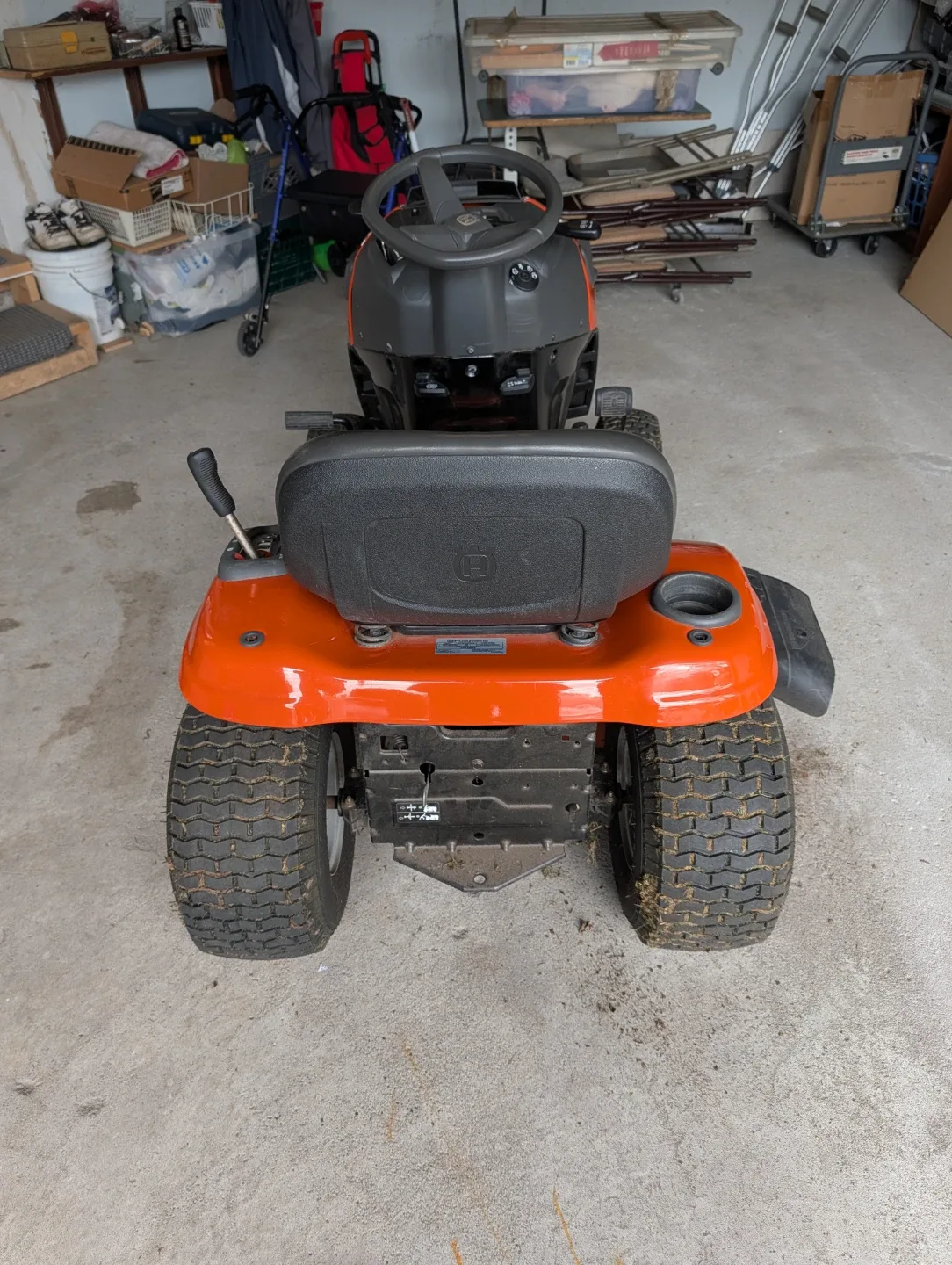 Husqvarna Riding Lawnmower YTA 18542 - photo 5