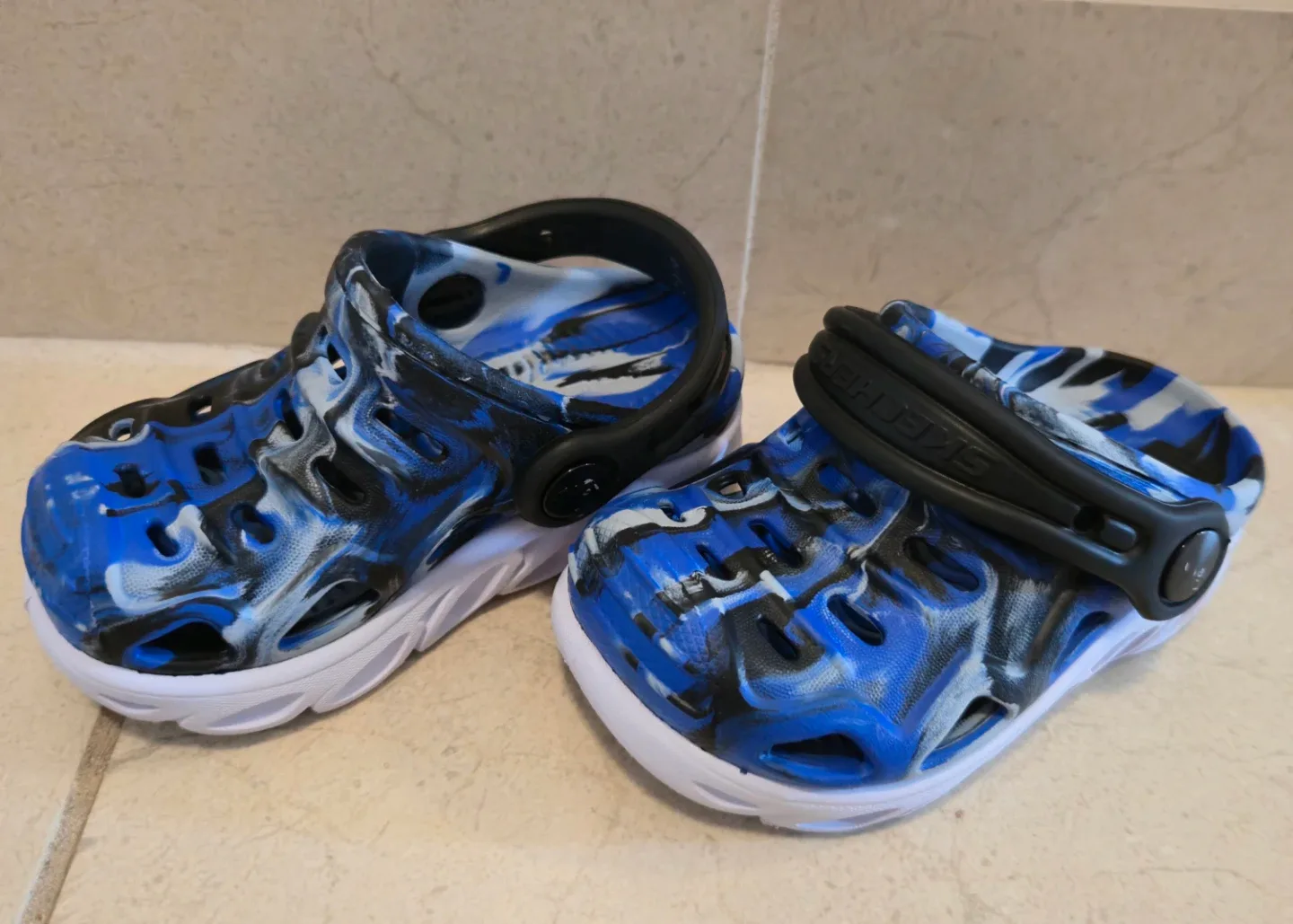Skechers Light-Up Clogs Blue Camo Size 5 Toddler - photo 3