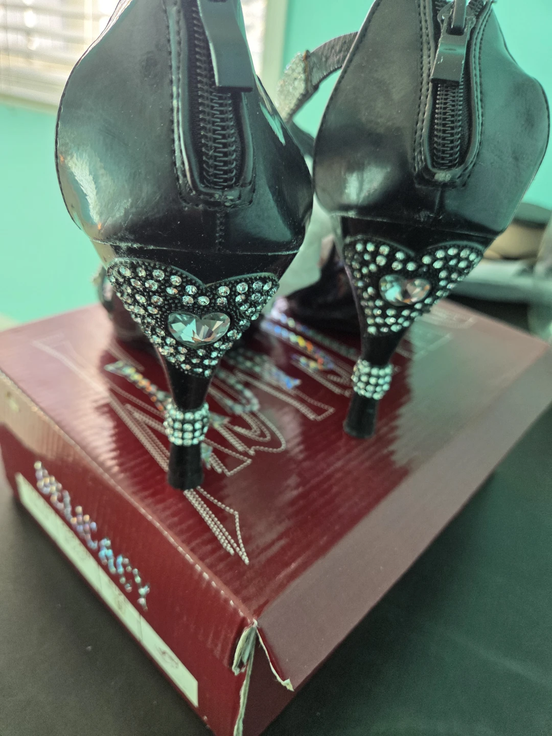 Delicacy Embellished Black Heels - photo 2