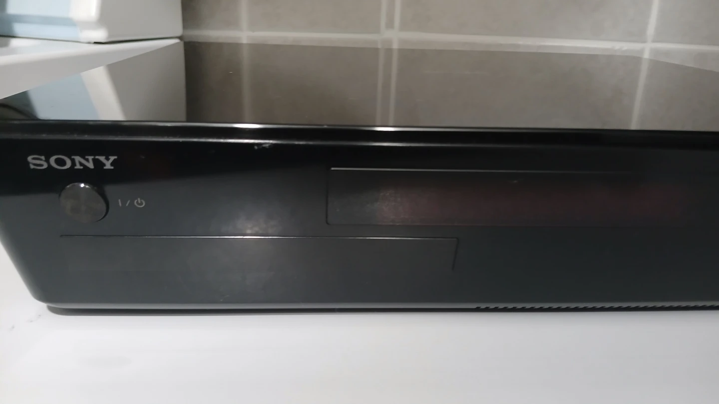 Vintage  Sony receiver for $10.00.