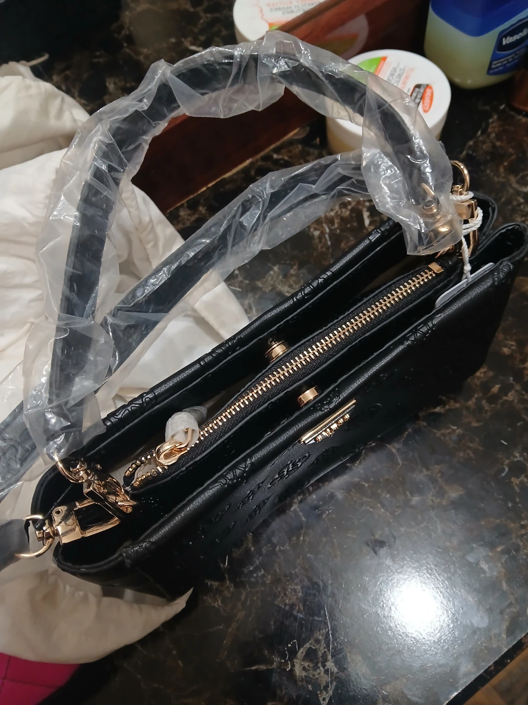 Black Guess Handbag with Embossed Logo - photo 4