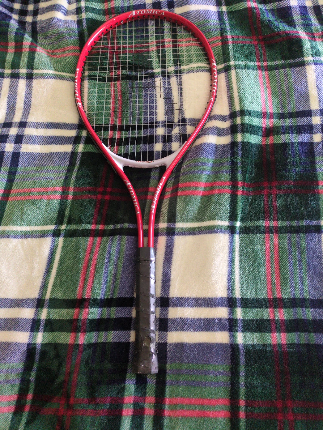 Atomic Tennis Racket Set with 2 Balls - photo 2