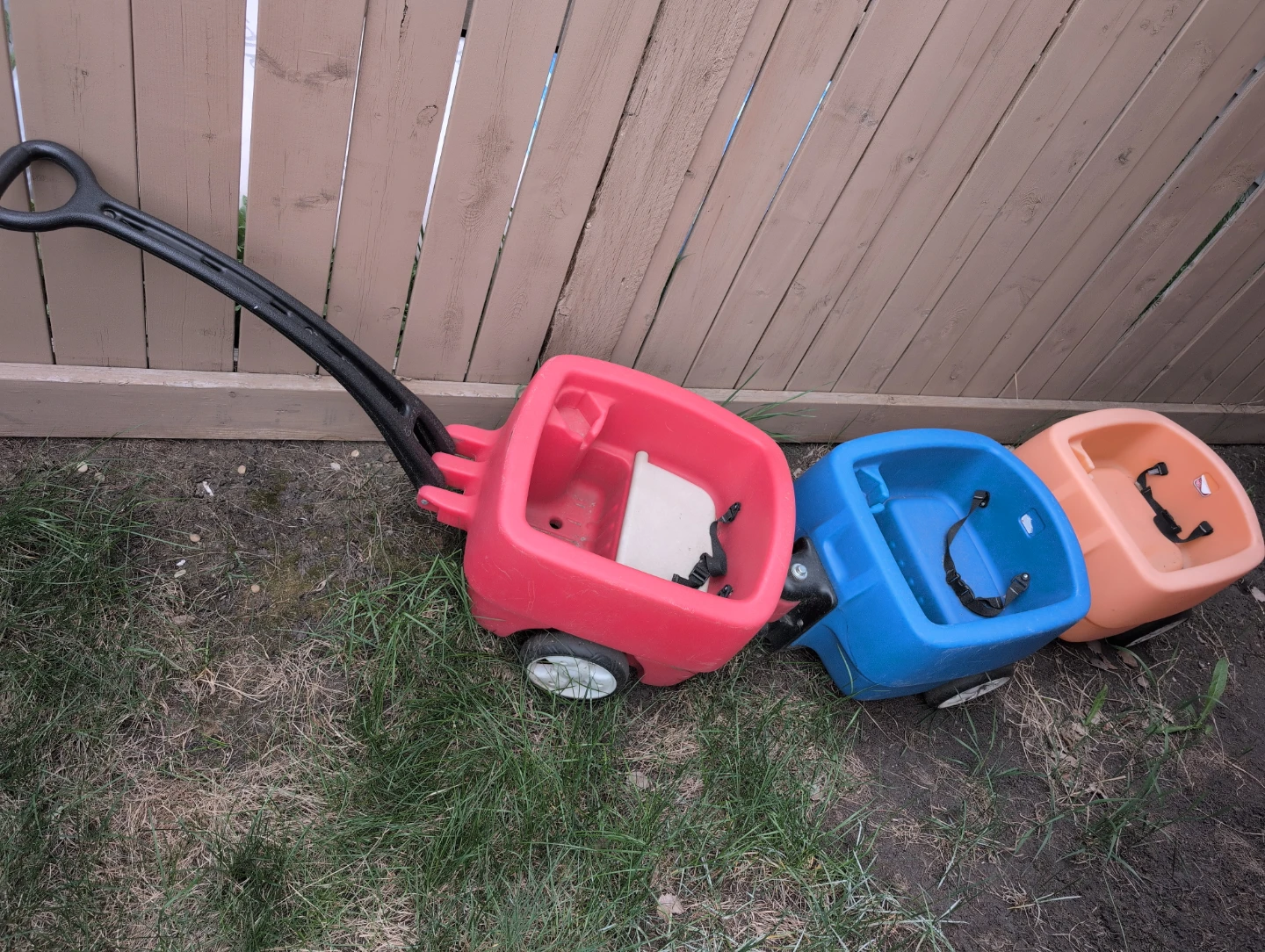Little Tikes Choo Choo Train Wagon set - Red, Blue, Orange
