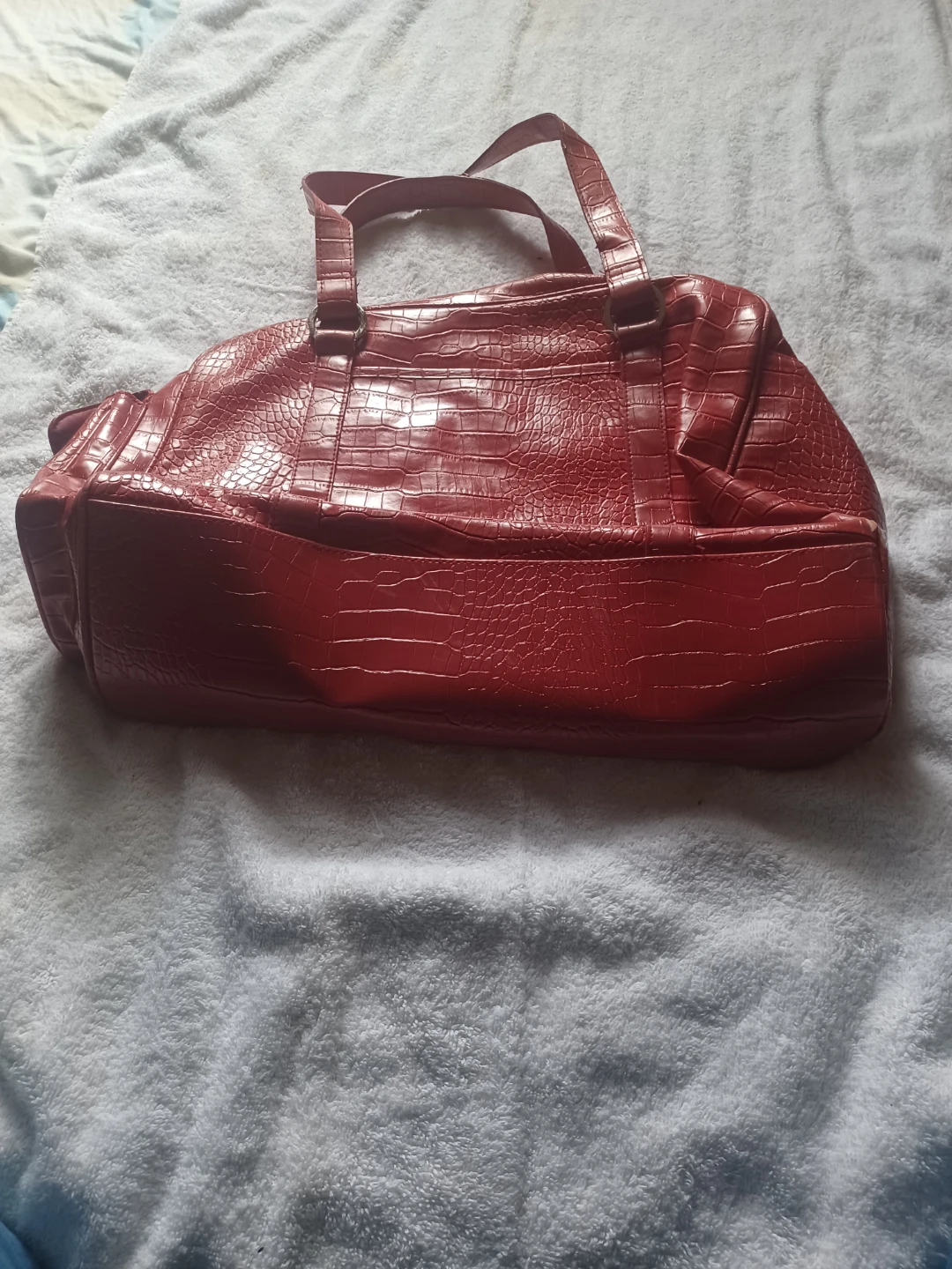 Red Faux Croc Embossed Handbag - photo 5