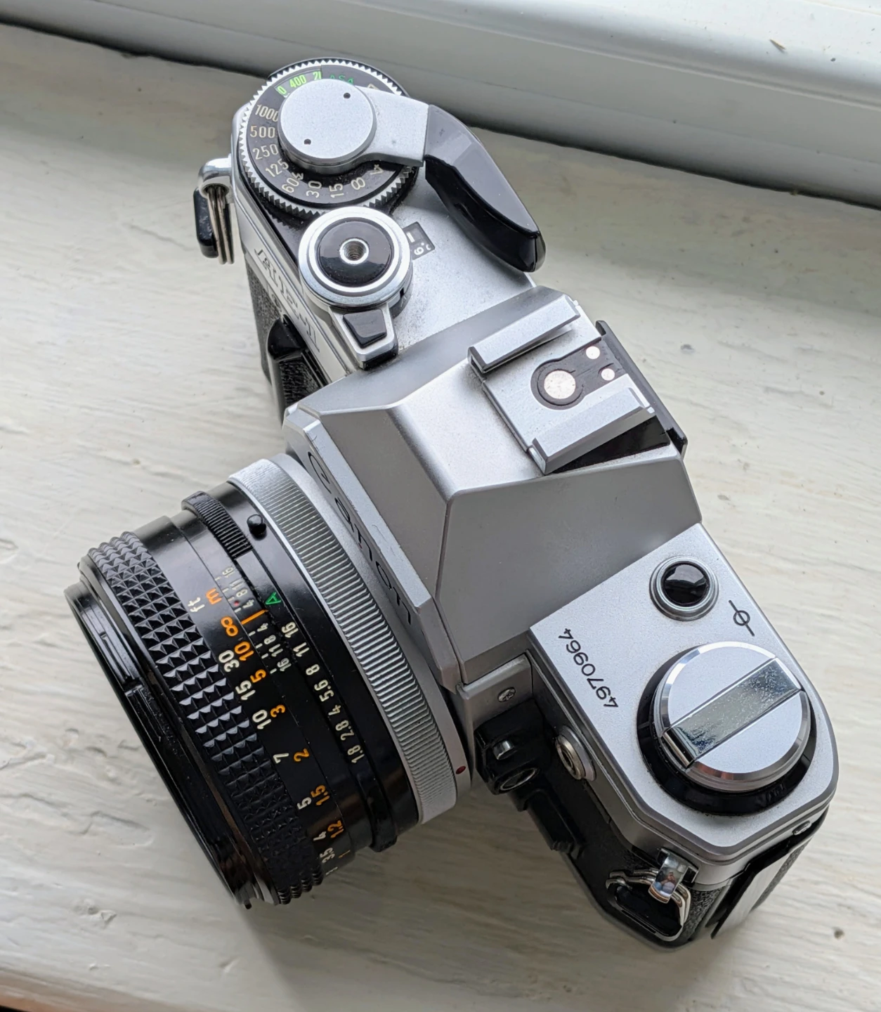 Canon AE-1 35mm Film Camera - photo 2